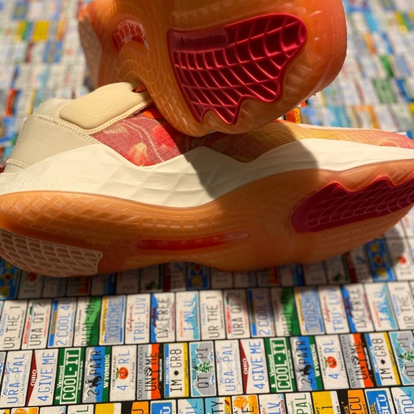 Adidas DON Issue 3 GCA Ecru Tint Ivory Orange Men Basketball Shoes HQ4506 Sz 13 - Picture 5 of 5